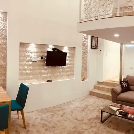 Апартаменты Old Town Deluxe